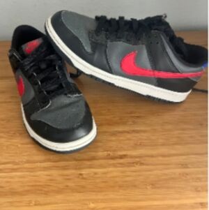 Nike Kids Black and Red Sneakers
